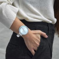 Liana Aqua Kadın Saat – Oversize Cam Kadran & Kristal Charm