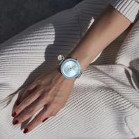 Liana Aqua Kadın Saat – Oversize Cam Kadran & Kristal Charm