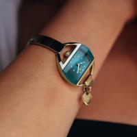 Temptress Charm Gold-Teal Kadın Saat – Kalp Charm & Kristal Detaylı